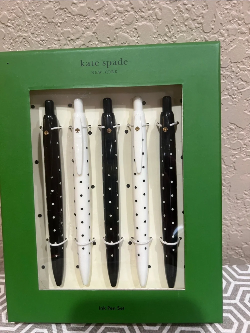 kate spade Black & White Polka Dot Pen Set with Green Box